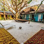Spice Sea Beach House&Rest